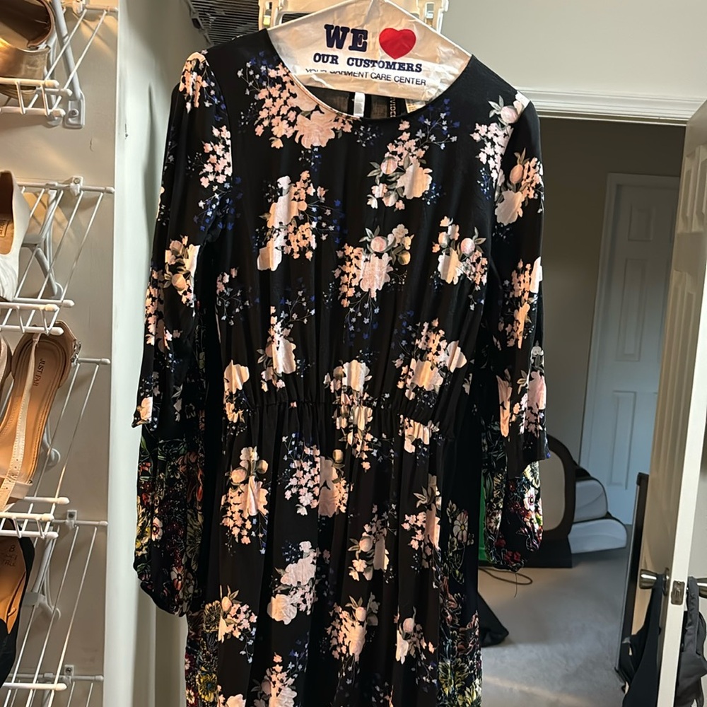 Black floral dress, elastic cinch waist